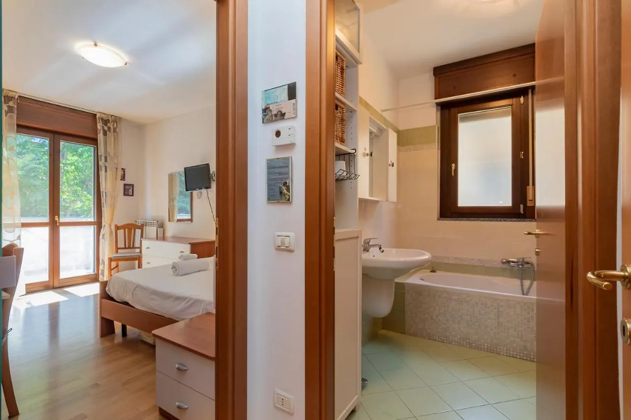 Cozy Flat - Giambellino 100 Apartment Milan Italy
